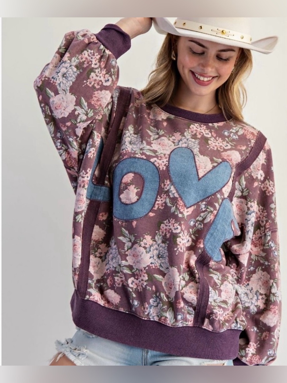 Floral Heart Patch Pullover Sweatshirt - Mauve